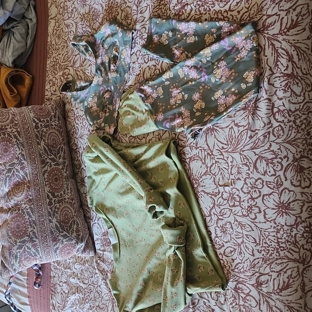 Aerie set